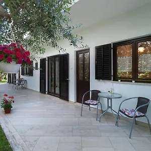 Weis , Rovigno Croazia